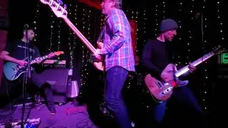 Hundreds of Au - &ldquo;all evil&rdquo; live at crossroads December 13, 2019