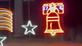 Фестиваль огней в парке округа Джеймс-Айленд, Южная Каролина.