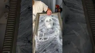 This halloween... Up-Cycle your broken picture frame!😱 #halloween #craft #diy
