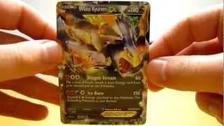 Открываем коробку с картой покемона White Kyurem EX