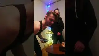 живое исполнение рэп песни Nake Soul и D'yadya J.i. (Дядя Джей Ай)