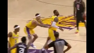 Lebron is lazy on defence again so Kuzma push him to defence