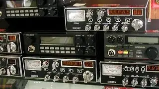 UK FM CB Radio Channel 25 Heard In On A Handheld Scanner In USA 27.84125 MHz - 27.841 FM 10/10/2022