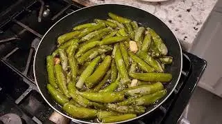 Aprendiendo Como hacer esta salsa de chile serrano en aceite
