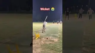Batsman ne kya galti ki comment me battao 😱 #cricket #cricketshorts #ipl
