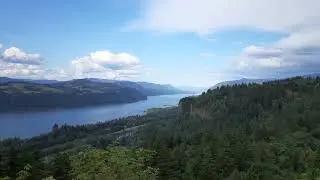 The Columbia Gorge Viewpoint