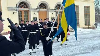 2023-11-29 Drottningholms Slott vaktavlösning.  Dalregementet I13. - Norrbottens flygflottilj F21