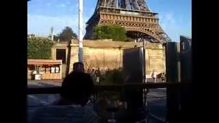 CAFE NEAR THE EIFFEL TOWER