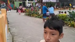 Ecuador: As&iacute; son los juegos en la comuna La Entrada