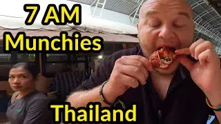 🇹🇭 PHI PHI ISLAND FRIED CHICKEN 🐣 | THAILAND TRAVEL 2022