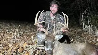 Illinois Self-Filmed Whitetail Bow Hunt - 2022 November Rut Success