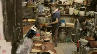 A timeless Hong Kong food stall serving tradition and comfort