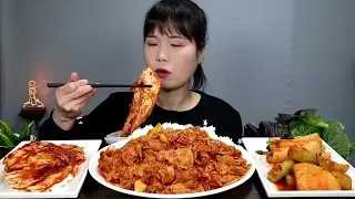 Скучная, кимчи, жареного пряного свинины, мукбанг. АСМР.