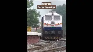 WDP4D Carve crossing on track speed of 89kmph | Indian railway | 🚂🚃