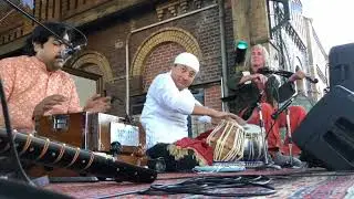 Hara Samadhi Live Elmores Shubo Vocals und Debasish Tabla 2022