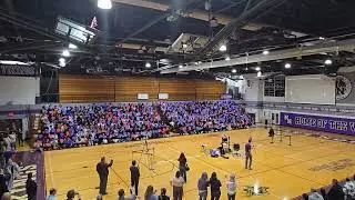 500 people playing a single game of Pong