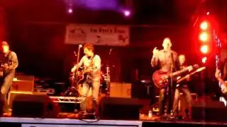 TMTCH. Shirt of blue. The Galtres Festival. 28/8/11.