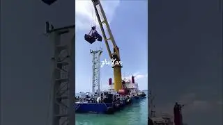 floating crane #salamsatujangkar #pelaut #indonesia #fypシ゚viral #tiktok  #quotes #quote #motivation