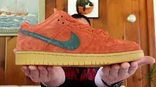 NIKE SB DUNK LOW 