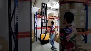 Komada Fully Auto Stacker| Moving heavy materials can be this EASY