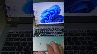 use of three fingers on laptop touchpad #laptop #touchpad