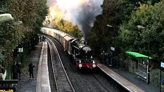 5043 storms through Old Hill, 19/10/13. Long intro...
