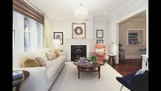 This designer&rsquo;s living room is a masterclass in mixing decor styles