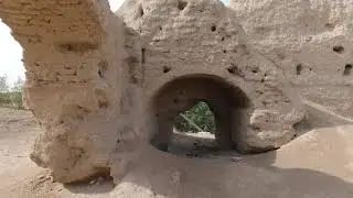 بيت او قصر مهجور من أثار البصرة القديمة شوفوا شكد بيه اقواس ...بيت الطين