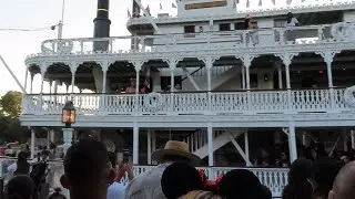 [2019] Mark &lsquo;Twain Riverboat - Rivers Of America Tour Ridethrough: Disneyland Park