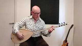 Bir Kızıl Goncaya Benzer Dudağın