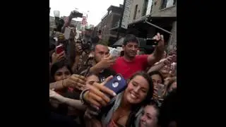 Harry Styles getting mobbed in NYC on June 30,2013