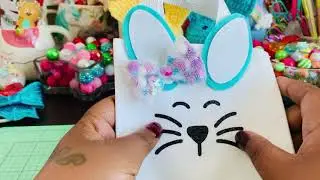 Fun Easter treat bags made with my Cricut and Cricut press!! 🐰💕