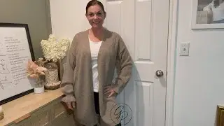 Amazon Fashion Finds / Women's Long Cardigan Sweater / SO cozy for cooler weather