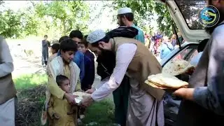د کوچیانو بیلې سیلاب ځپلو ته مو ډوډۍ او نور اړمن وسایل وړي و.