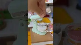 Miniatures that WORK: Whipping up Miniest heavy cream with the tiniest KitchenAid mixer 😉