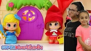 Casa de los Cuentos con Cenicienta, Rapunzel, Blancanieves, Caperucita Roja y Alicia. Pinypon.