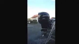 Mercury Racing Optimax 250 xs 2 stroke  (285 hp) Start up sound!