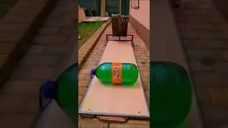 #water #watersplash #explode #satisfying #roblox #robloxdance #stoof
