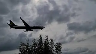 Ryanair landing Bristol 4k 60