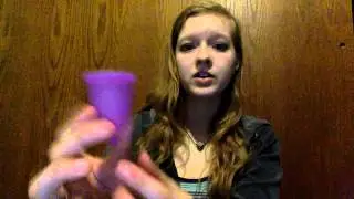 How to insert a menstrual cup