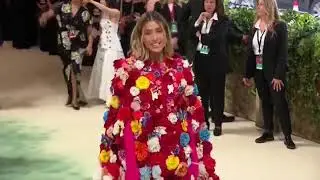LIVE: Celebrities arrive at the 2024 Met Gala