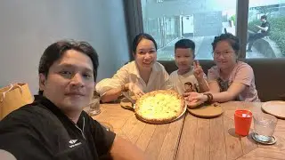 Sữa Gạo đi vòng Sài Gòn ngày Tết tây