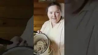 Natural dyeing with acorns