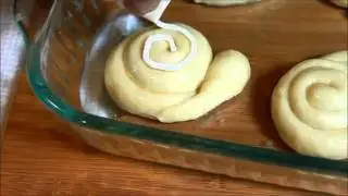 How to bake Sweet Snail Bread