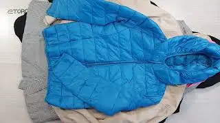 06807 Light Zipper Jackets  (Ветровки м/ж )№11 12,70 кг  6,90&euro; за кг  22 ед