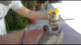 How to cut a melamine circle with a router.