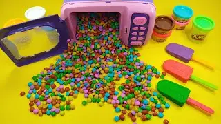 Play-Doh popsicles and microwave playset. Frozen treats, toy food.