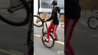how to rolling stopple on cycle 🤪😈 #rolling #stoppie #stunts #shorts #nevergiveup