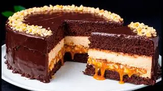 Better than Snickers – the perfect chocolate cake with a gooey caramel filling and peanuts