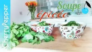 Soupe avec les essentiels du placard | Recette vegan de CherryPepper 🍒